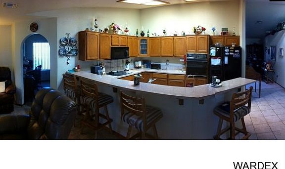 2nd image of 885 Yucca St
