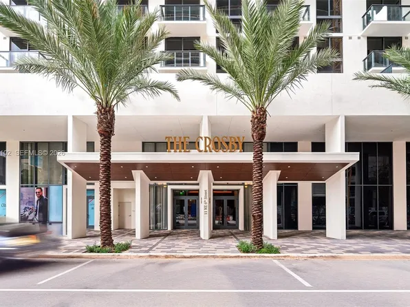 11 NE 6th St #706, Miami, FL 33132