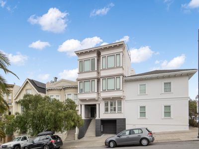 795 Dolores St, San Francisco, CA, 94110