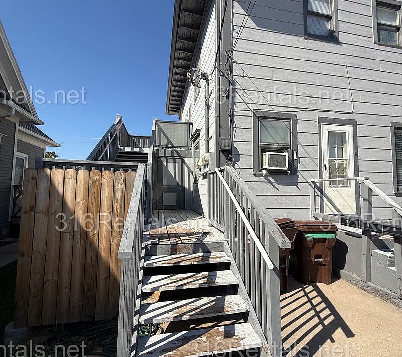 1st image of 2919 E Douglas Ave APT 3