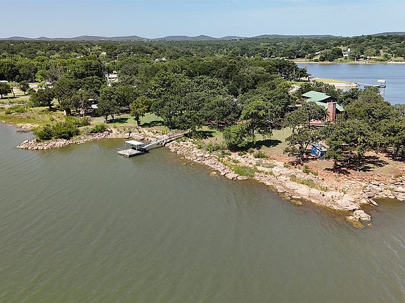 2nd image of 1430 Point Rd