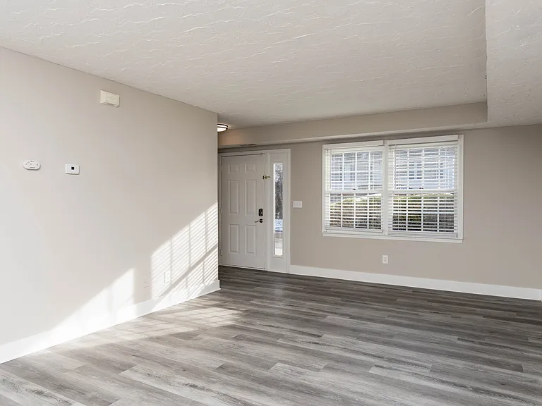 Pinnacle Townhomes — Photo 6