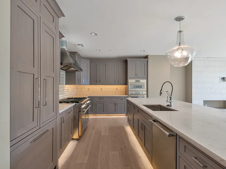 4525 N 40th St #6 — Photo 16