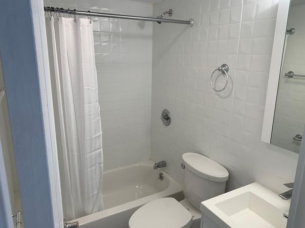 73 Woodvale Ave FLOOR 1