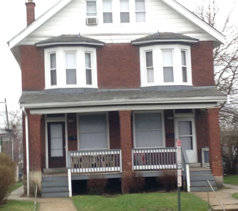 1st image of 345 E 19th Ave