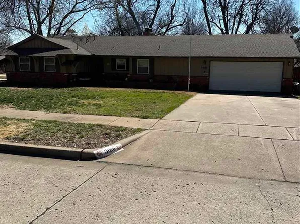 3016 Canterbury Ave, Ponca City, OK 74604