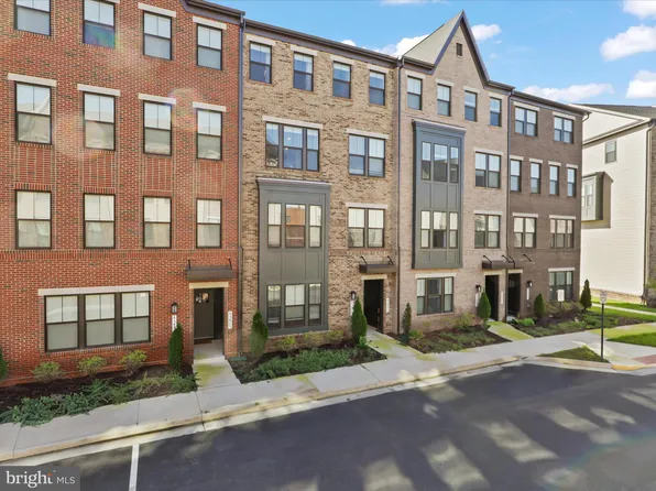 43471 Stonewood Crossing Ter, Ashburn, VA 20148