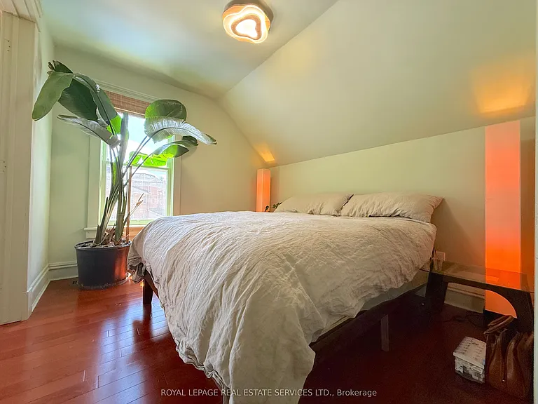 14 Duke St — Photo 17