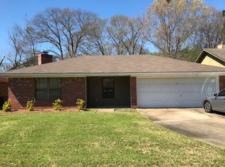 5743 Wyndallwood Ct, Jackson, MS 39212