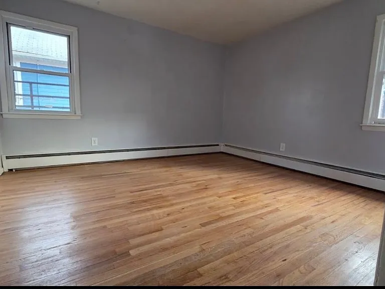 1611 Oliver St #B — Photo 6