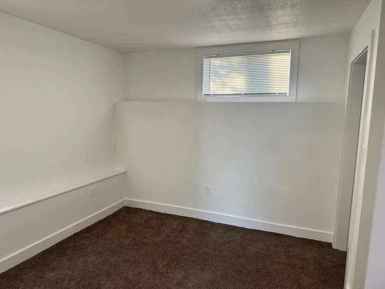 2755 Pierce St NE — Photo 7