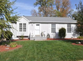 1153 Wood Ridge Rd, Lexington, KY 40514