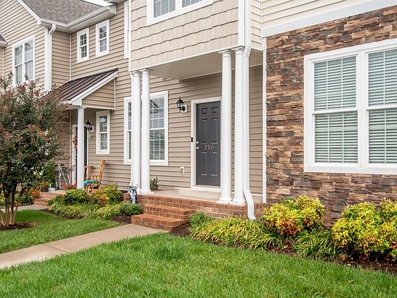 5th image of 210 Rowse Dr