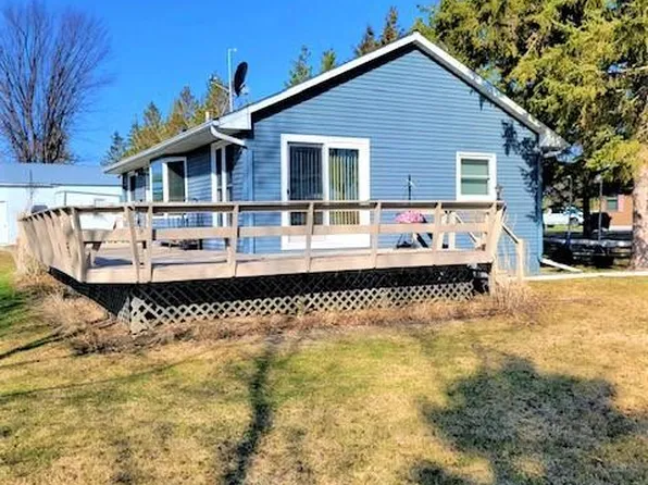 5904 Sandy Shores Dr NW, Williams, MN 56686