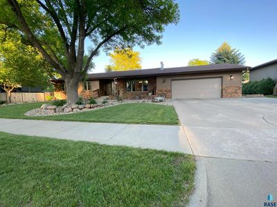 4604 S Woodwind Ln, Sioux Falls, SD, 57103