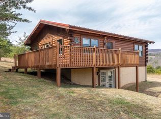 1270 River Bend Dr, Paw Paw, WV 25434