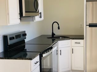 11 E Walnut St #B, Lancaster, PA