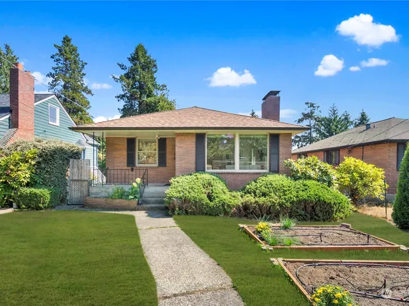 6810 34th Avenue NE, Seattle, WA 98115