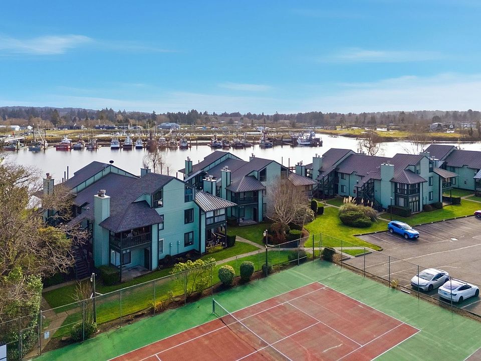 1st image of 336 NE Skipanon Dr