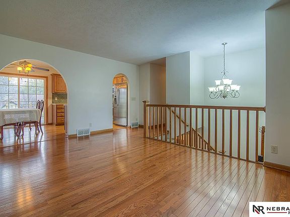 3rd image of 5041 S 49th St