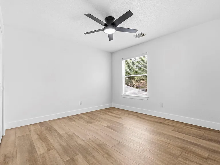 138 W Stockbridge Landing Cir — Photo 28