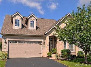 1160 Kingsley Ln, Aurora, IL 60505