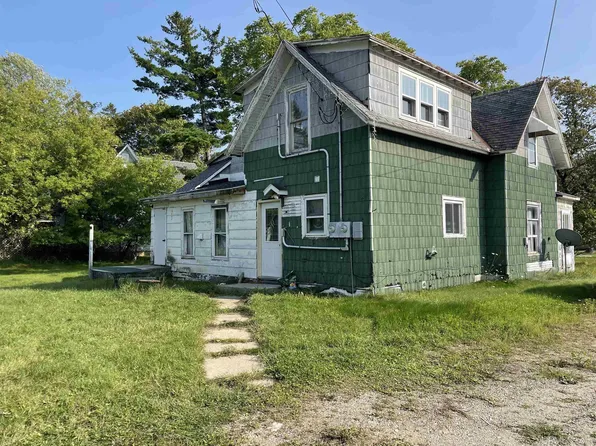 10404 Ackly St, Rapid River, MI 49878