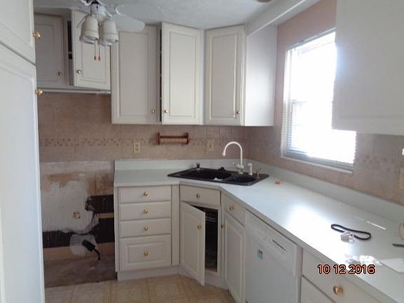 4th image of 6123 Spicewood Ave