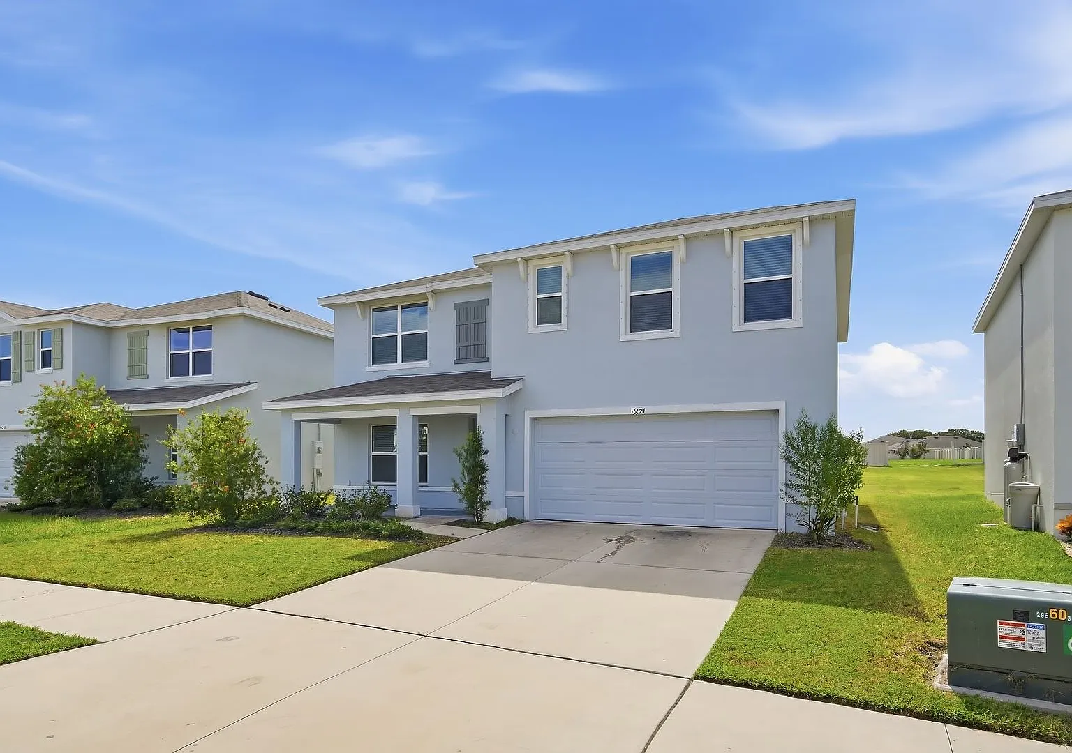5BR/3BA Home with Large Backyard & Lawn Care Included — Photo 3