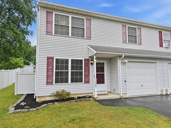 1433 Salisbury Rd, Allentown, PA 18103