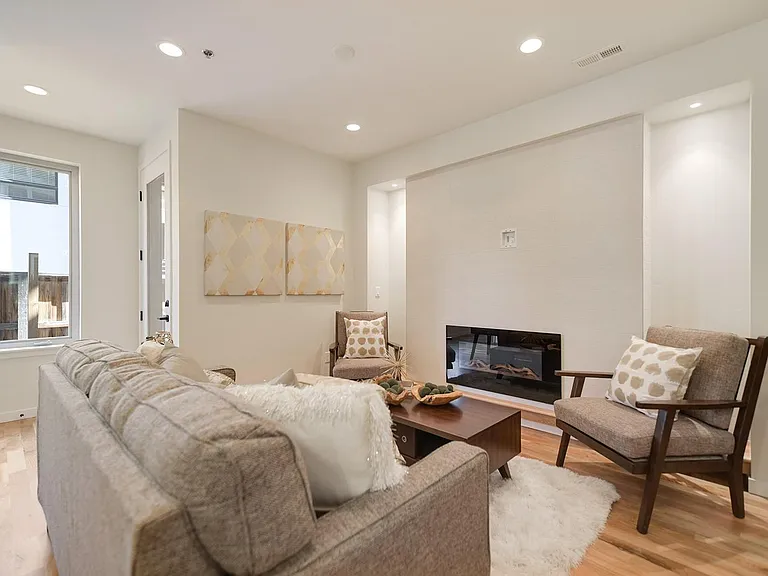 2615 W 25th Ave #7 — Photo 6
