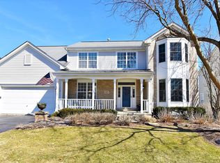 421 Bluegrass Ln, Geneva, IL 60134