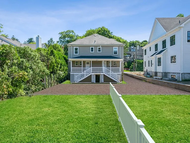215 Purchase St #A — Photo 14