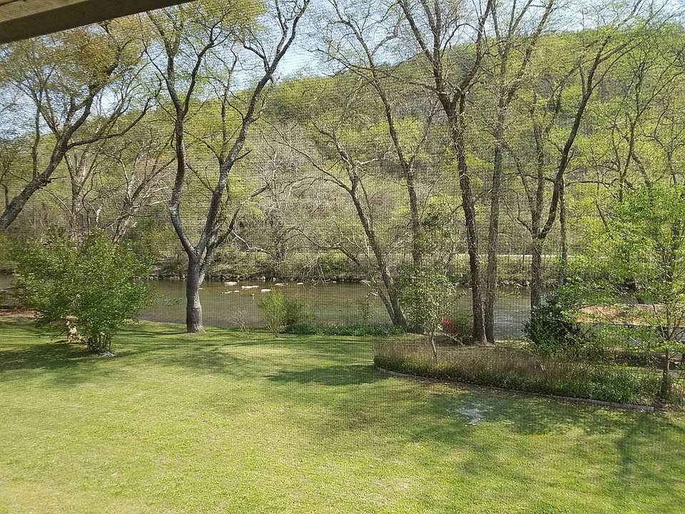 Taccoa River -your Backyard!