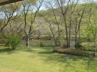 963 E Tennessee Ave, Mc Caysville, GA 30555