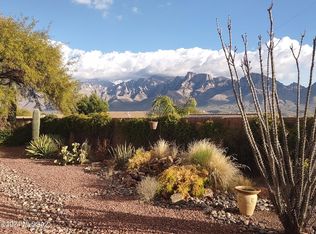 357 W Crescendo Ct, Oro Valley, AZ 85737