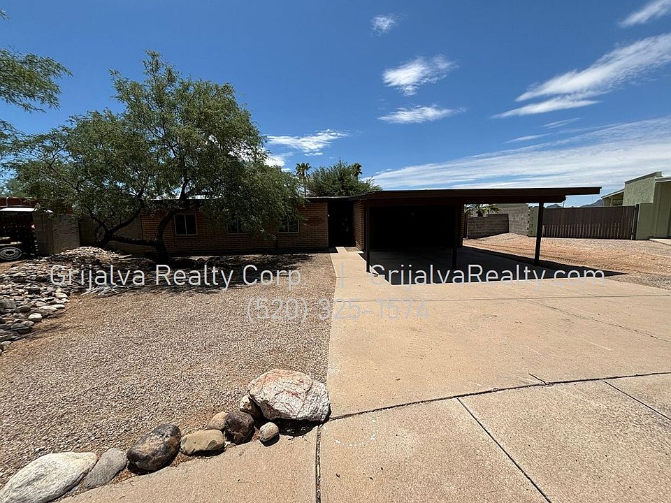 1st image of 2951 W Greenridge Pl