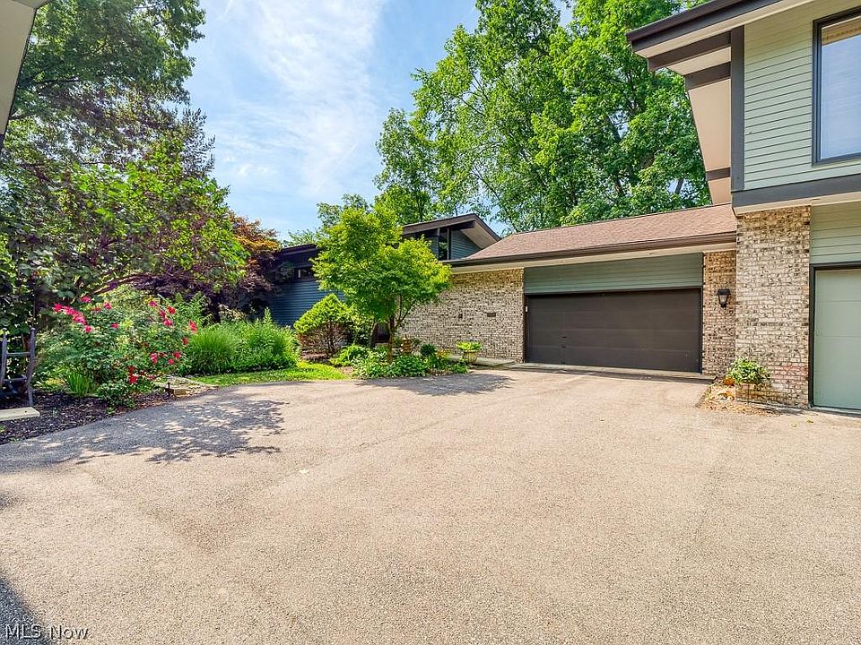 1st image of 7038 Windward Hills Dr #3