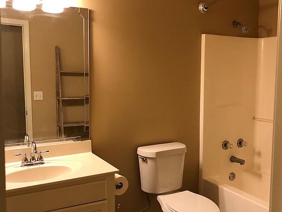 2nd image of 113 Private Road 1037