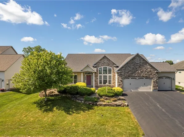 5153 Lyle Dr, Clay, NY 13041