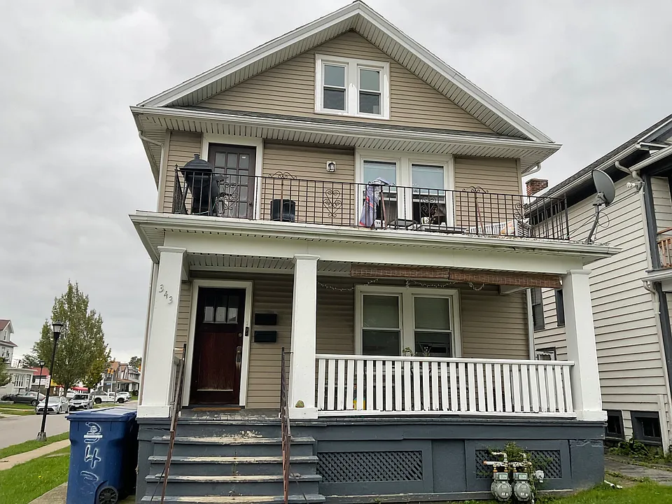 343 Crestwood Ave #2