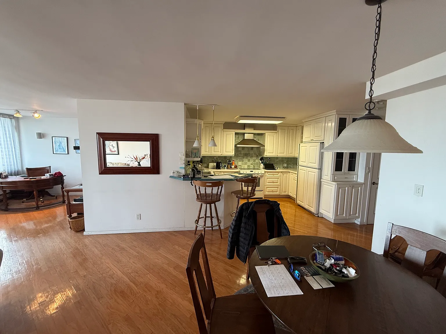 1 bed, 1057 sqft, $3,000 — Photo 3