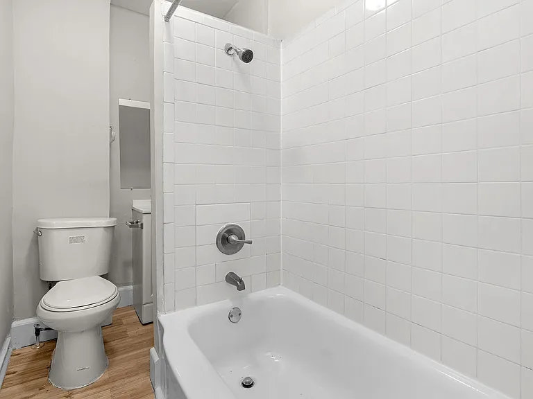 3410 Belair Rd — Photo 5