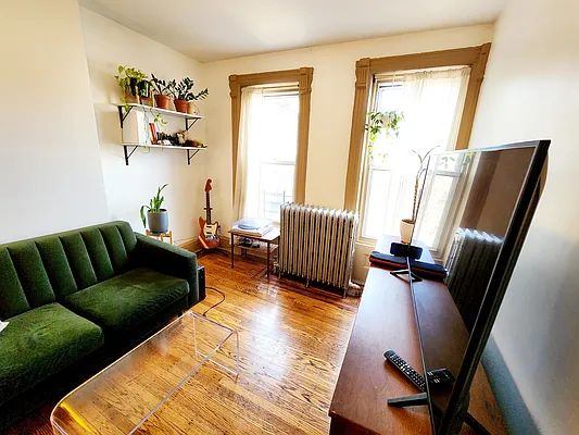 Rented by Brooklyn Property Group LLC | media 38