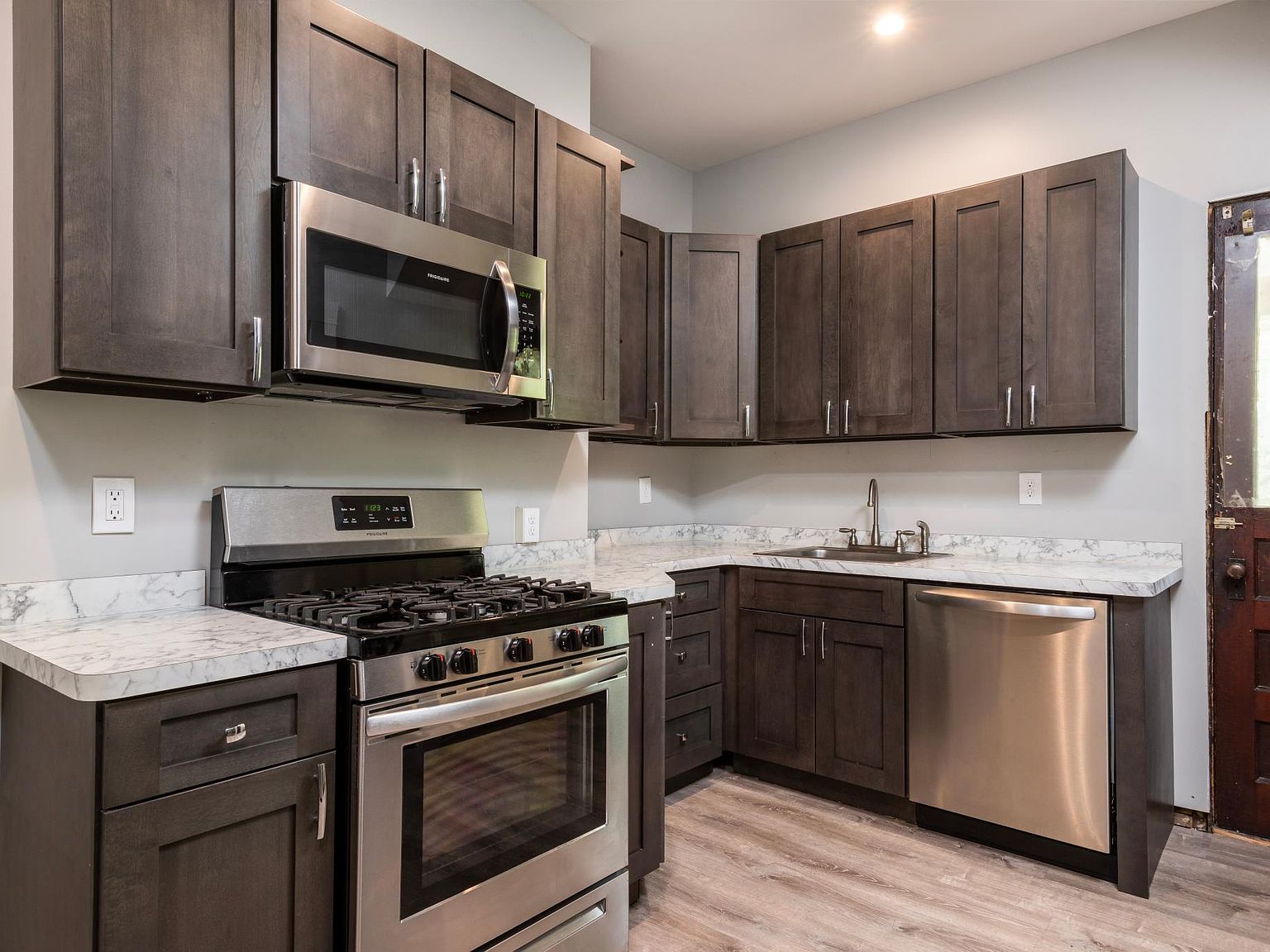 470 Hamilton St, Albany, NY 12203 Zillow
