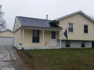 1815 W 54th St, Davenport, IA 52806