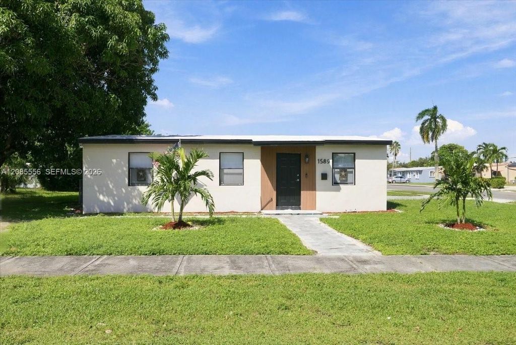 1589 NW 4th Ave, Pompano Beach