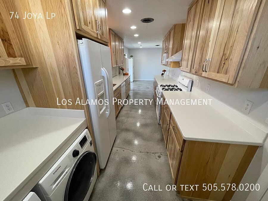 1st image of 74 Joya Loop