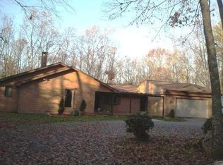 32 Berry St, Plainville, MA 02762