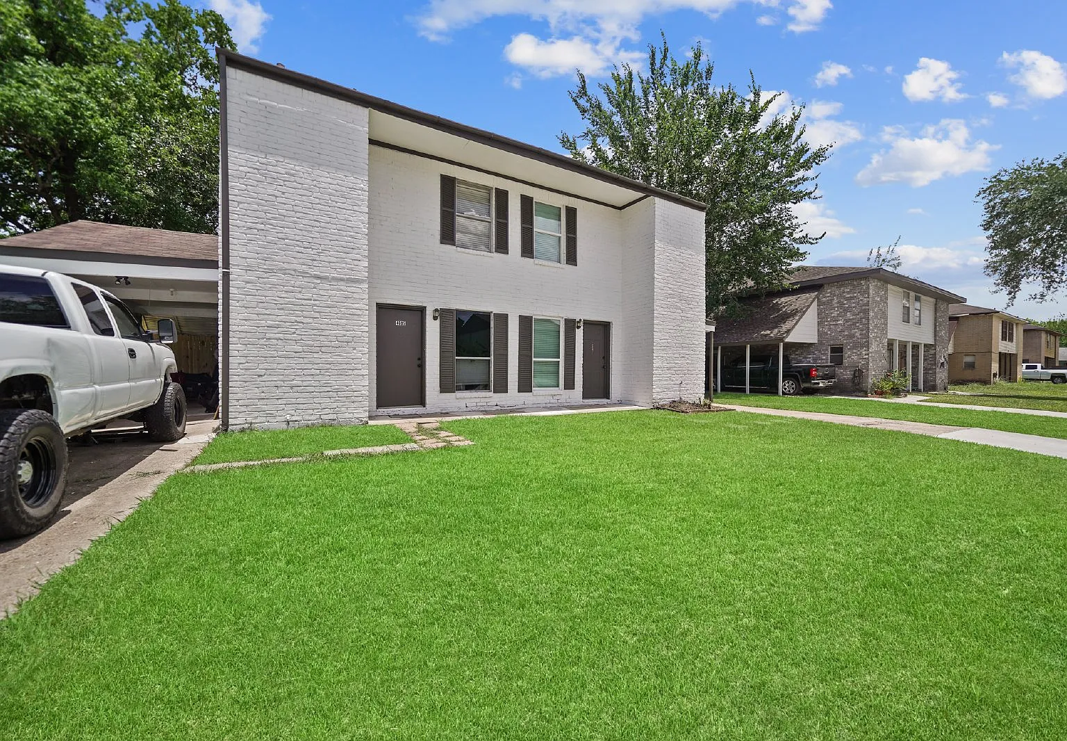 2 bed, 1.5 bath, 1398 sqft, $1,650 — Photo 3